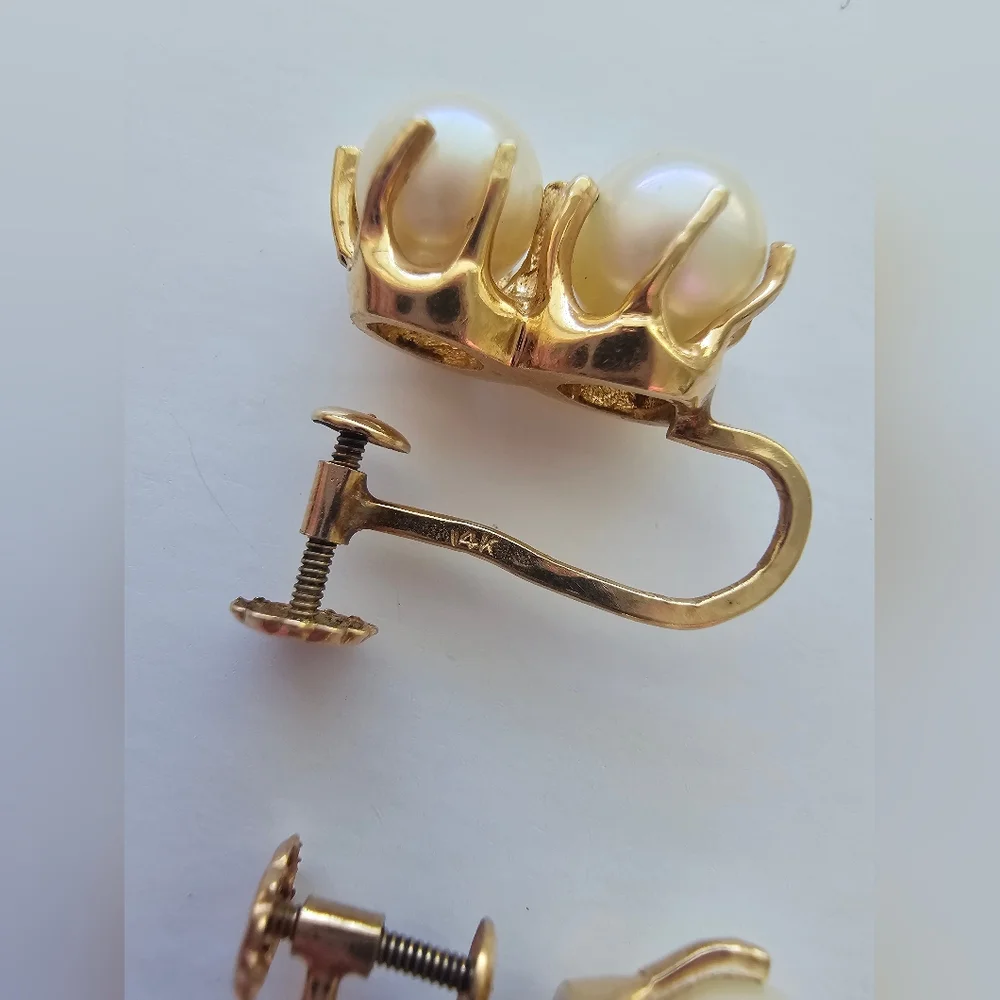 Vintage Mid-Century 14K Gold Double Pearl Earrings - Picture 4 of 5